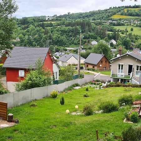 Stunning 4-Bed House In La Bourboule Villa Exterior foto
