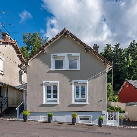 Stunning 4-Bed House In La Bourboule Villa Exterior foto