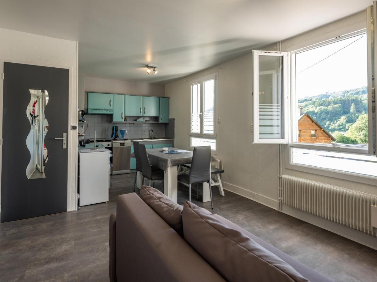 Stunning 4-Bed House In La Bourboule Villa Exterior foto